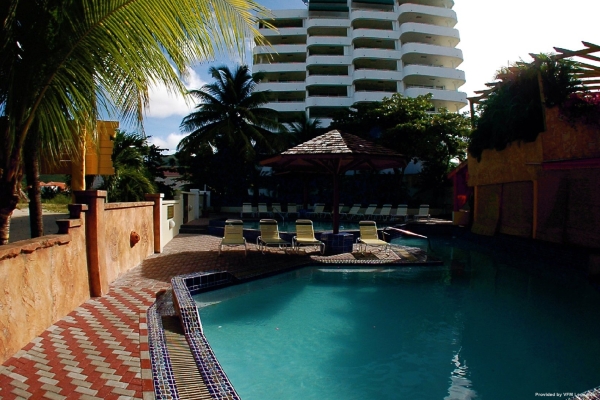 Hotel Festiva Atrium Beach Resort And Spa (Simson Bay Village)